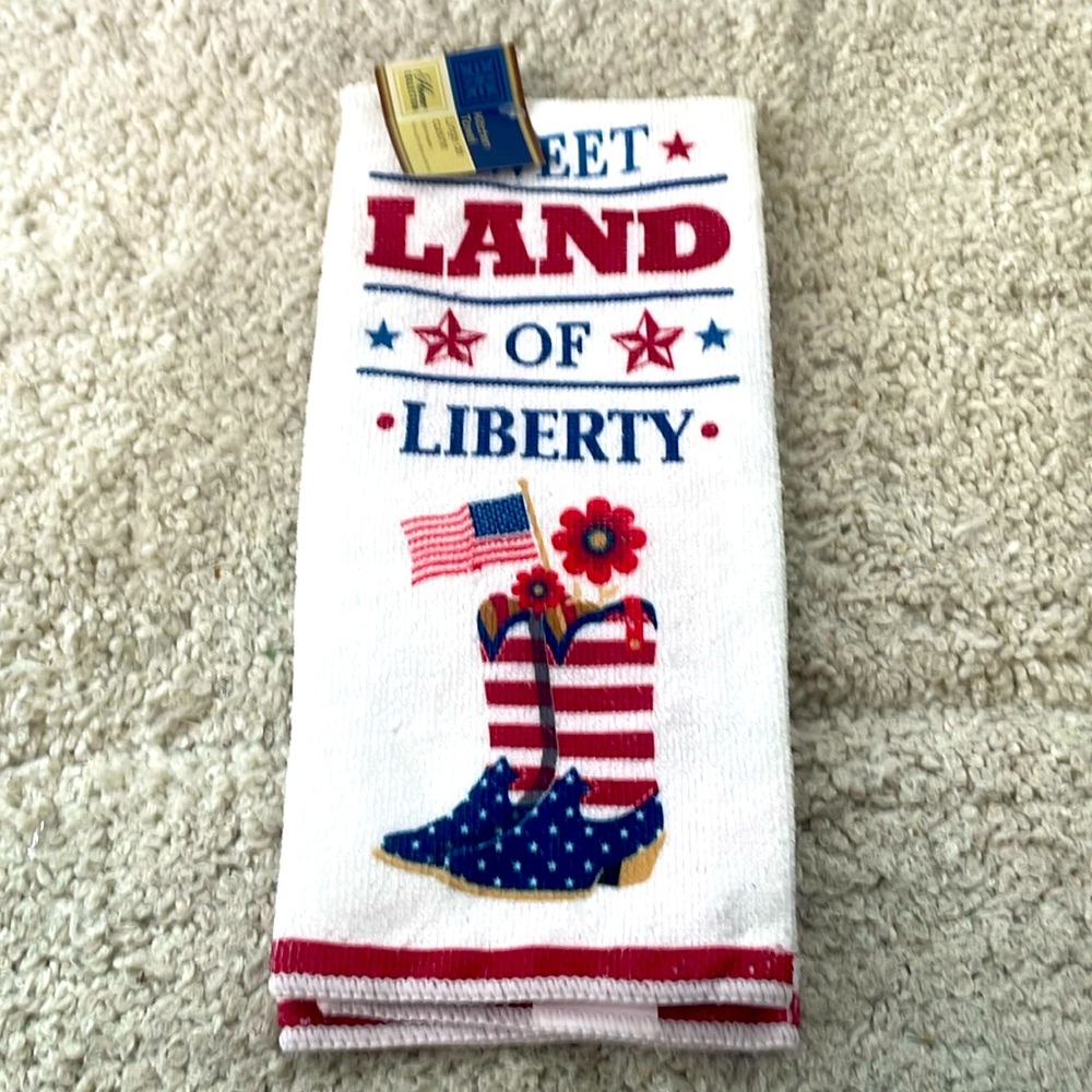 🍒 3 for 15 🍒 Patriotic Kitchen Towel New 4th of July decor